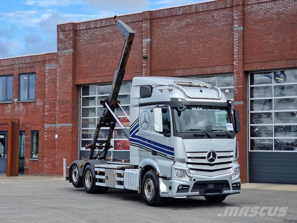 Mercedes-Benz Actros 2558 6x2 - AJK Hooklift 20T - Euro 6 - 4.60 Camiones polibrazo
