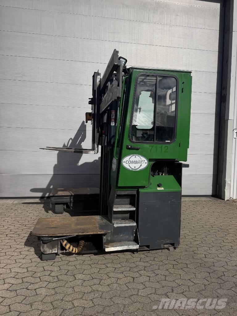 Combilift C3500E Šakiniai krautuvai su privažiavimu iš visų keturių pusių