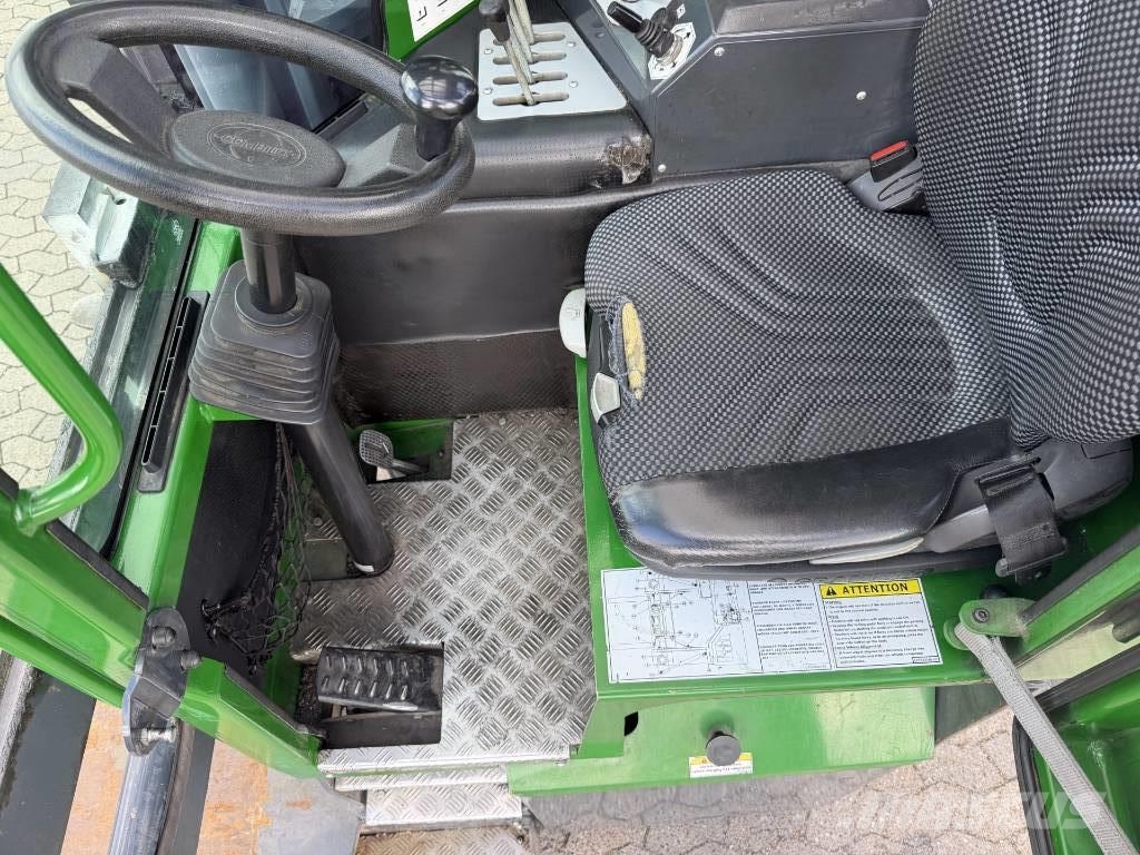 Combilift C3500E Šakiniai krautuvai su privažiavimu iš visų keturių pusių