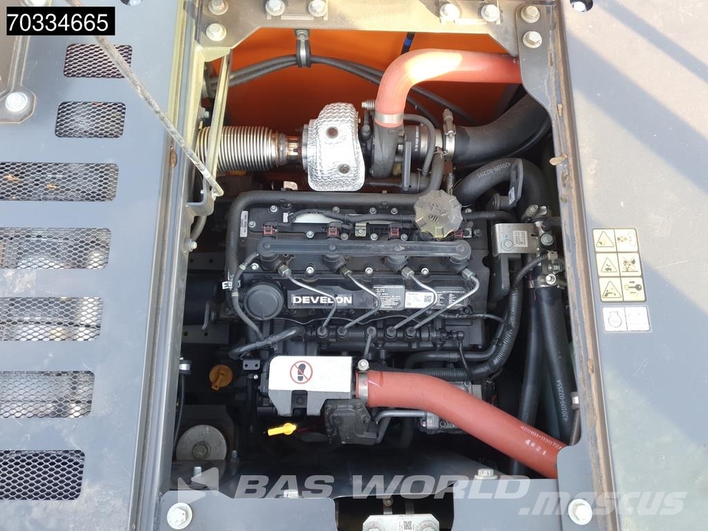 Develon DX140 LC-7K Doosan DX140 LC-7K Bageri guseničari