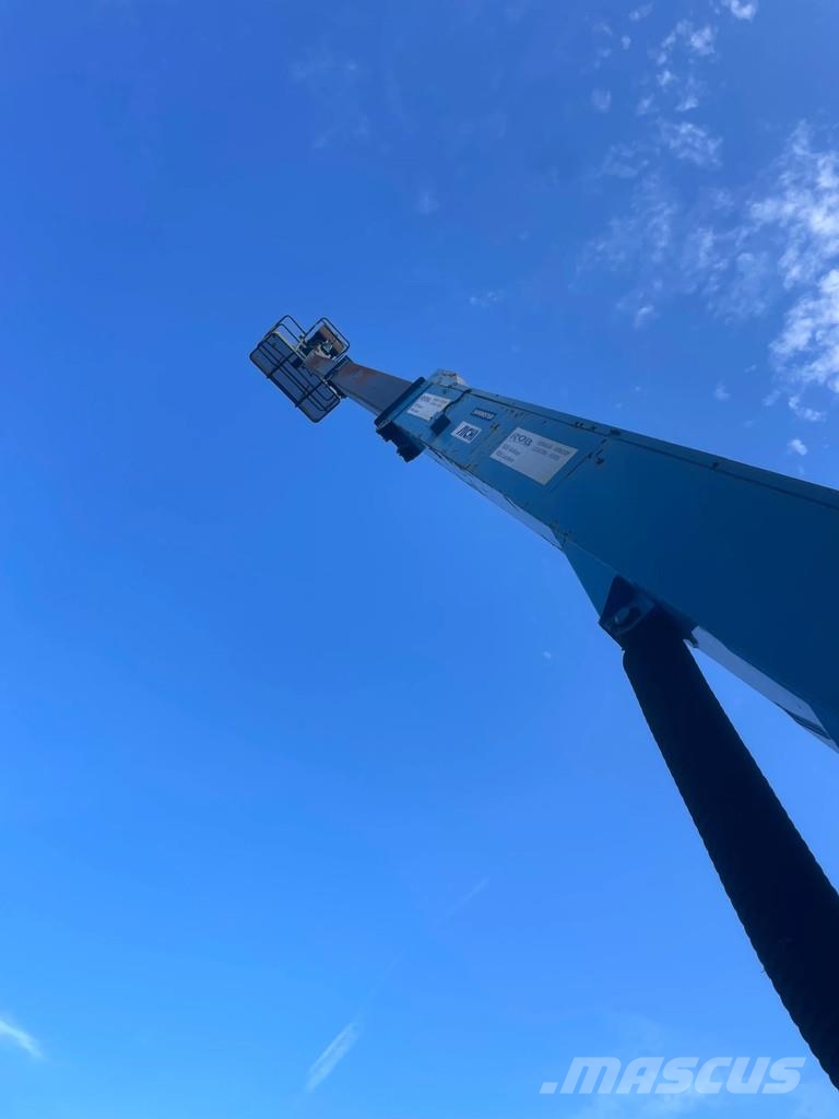Aichi SP18a hoogwerker telescoop Verreiker - JLG - genie Plataformas con brazo de elevación telescópico