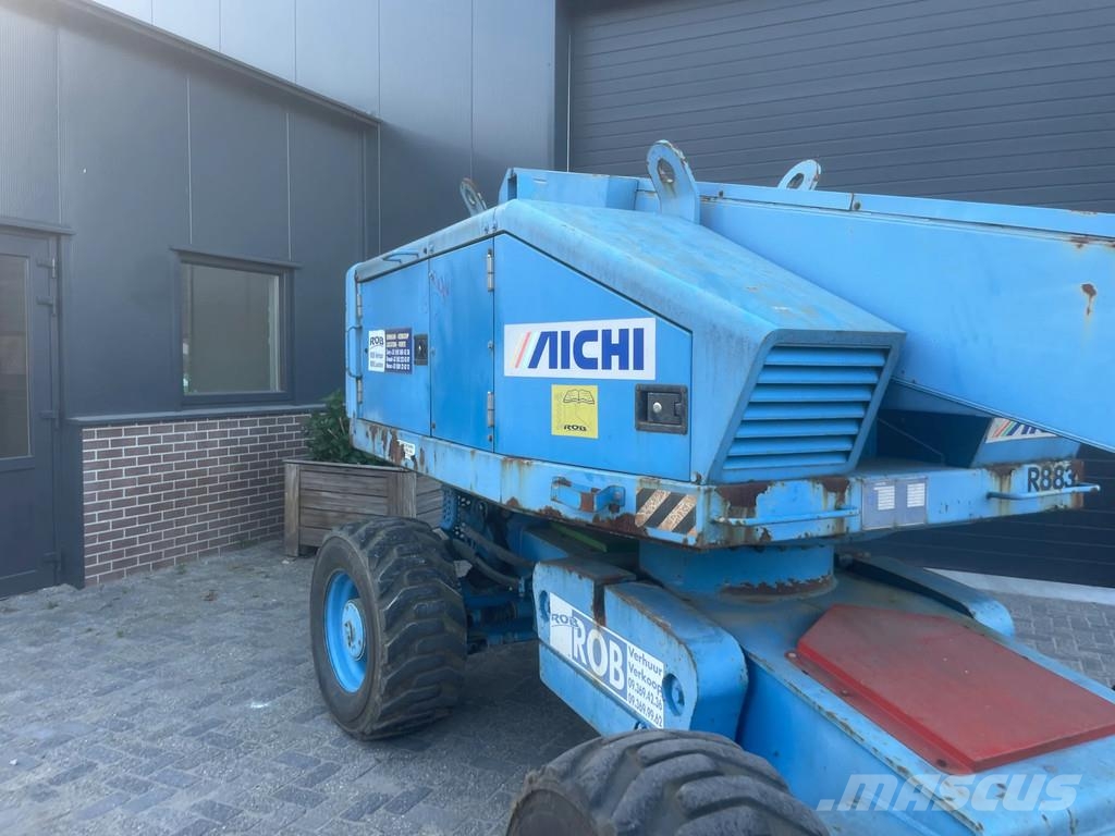 Aichi SP18a hoogwerker telescoop Verreiker - JLG - genie Plataformas con brazo de elevación telescópico