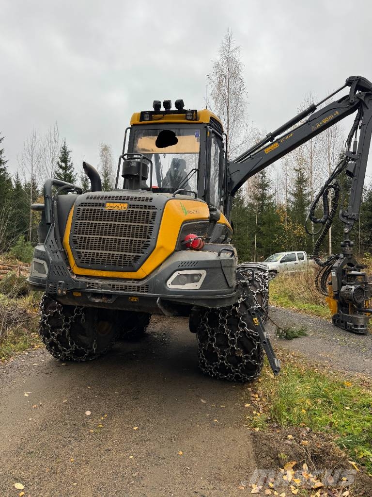 Ponsse Ergo 8W Harvester