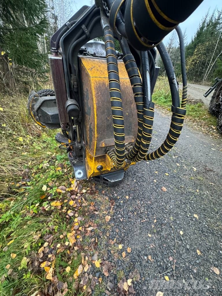 Ponsse Ergo 8W Harvester
