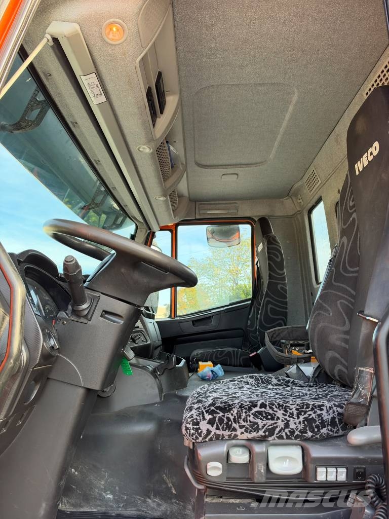 Iveco TRAKKER AD340T45 混凝土/砂漿拌合機