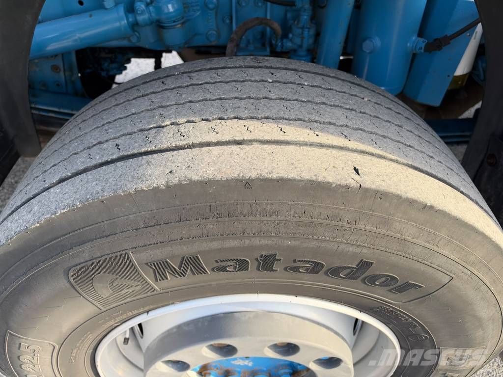 Iveco TRAKKER AD340T45 混凝土/砂漿拌合機