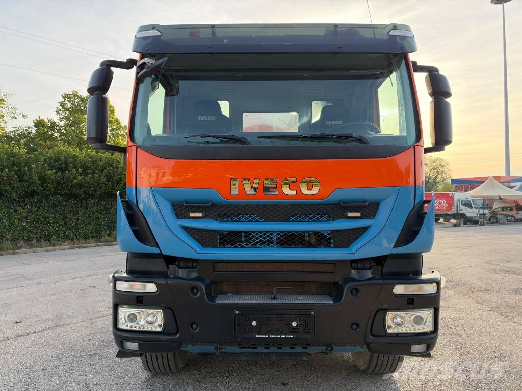 Iveco TRAKKER AD340T45 混凝土/砂漿拌合機