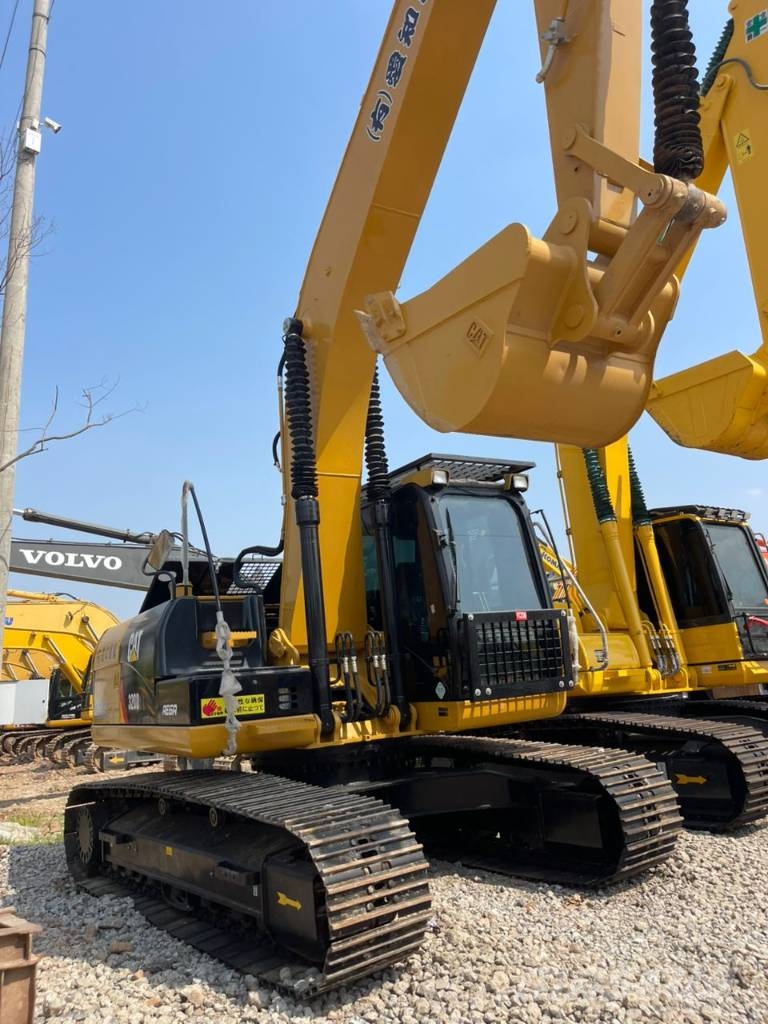CAT 320d2l Верижен екскаватор
