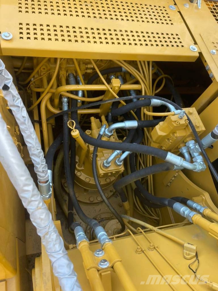 CAT 320d2l Верижен екскаватор