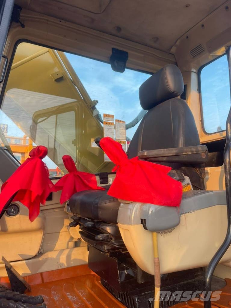CAT 320d2l Верижен екскаватор