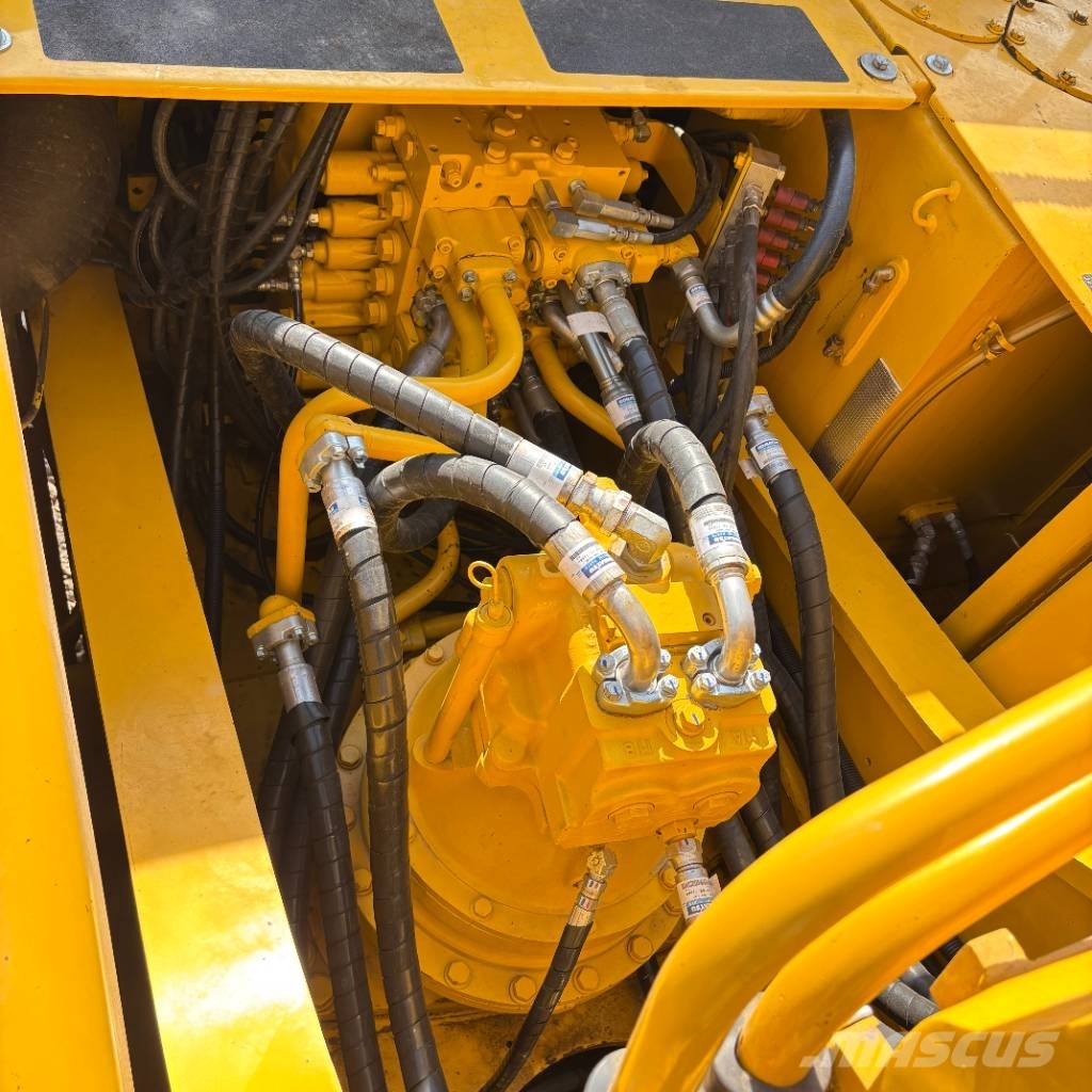 Komatsu 350 Εκσκαφείς με ερπύστριες
