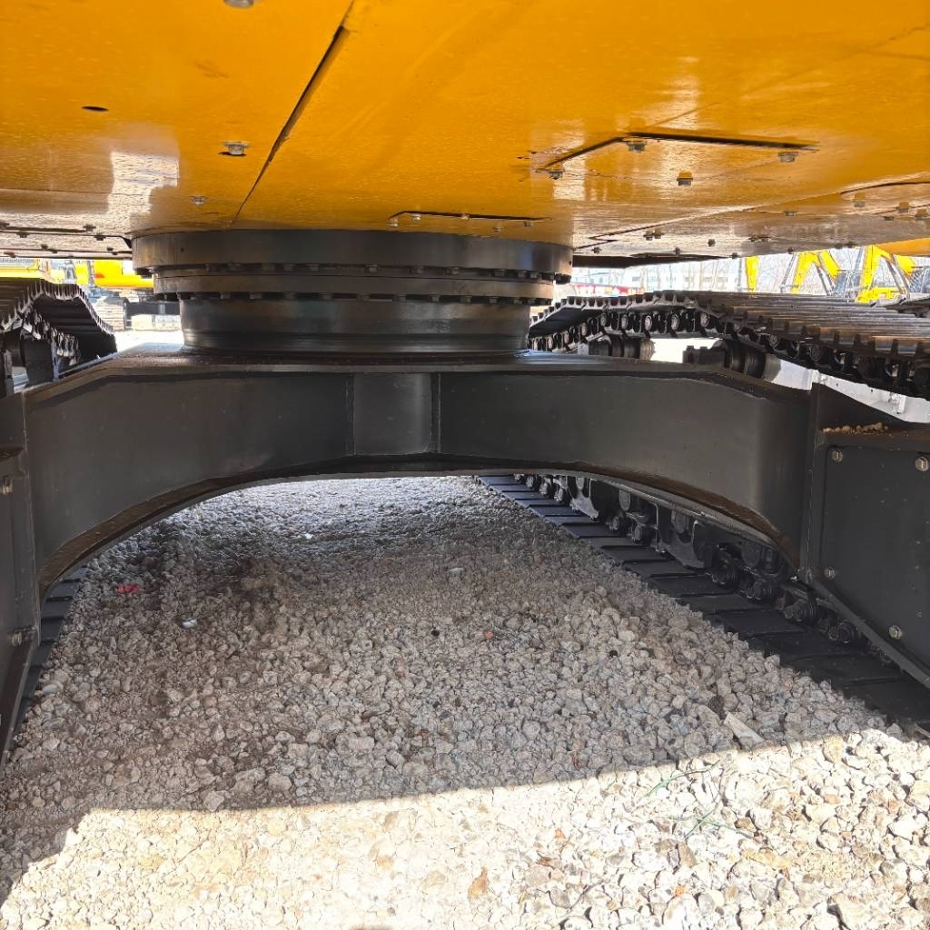 Komatsu 350 Εκσκαφείς με ερπύστριες