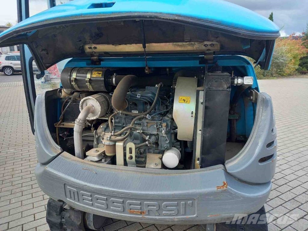 Messersi M-35K ミニ油圧ショベル 7t以下(ミニユンボ・ミニディガー)