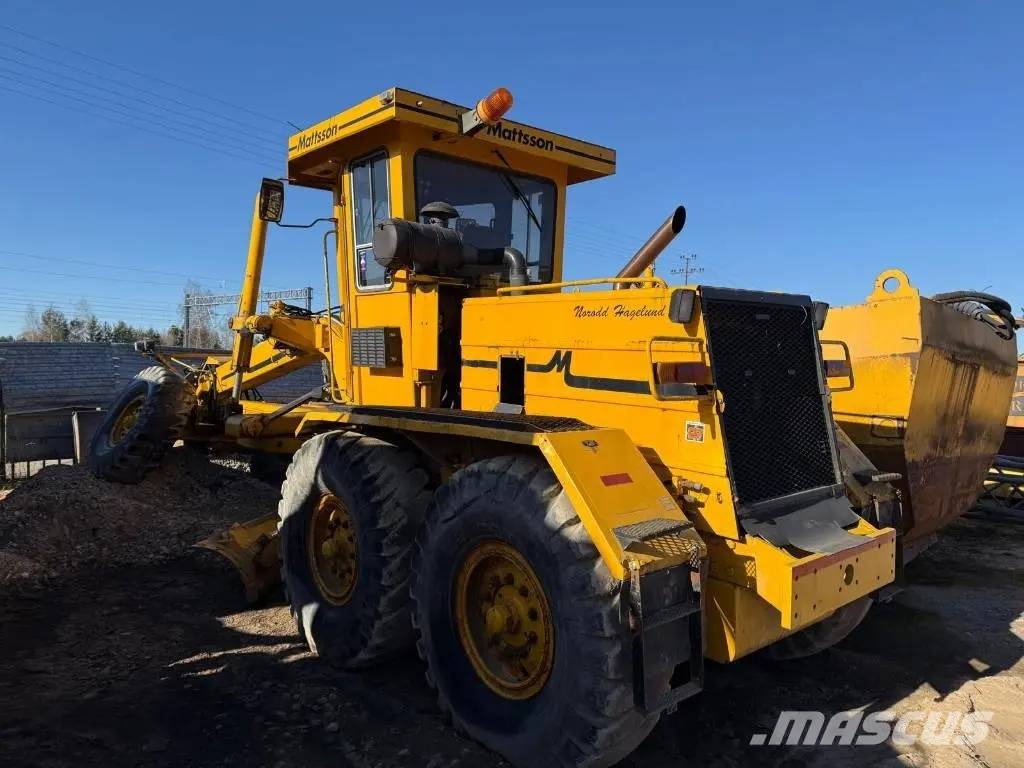 Mattsson 270 FOR PARTS معدات تمهيد الطرق
