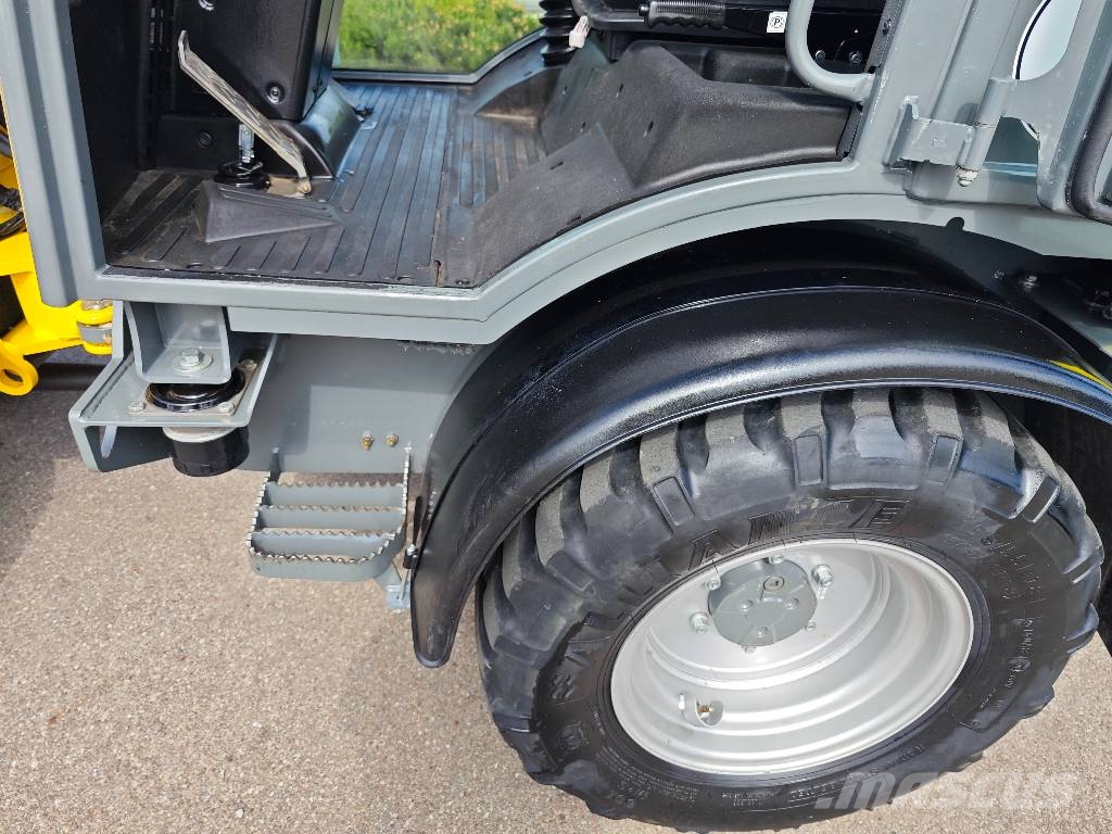 Wacker Neuson WL 38 لوادر بعجل