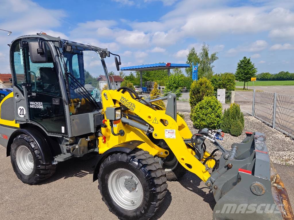 Wacker Neuson WL 38 لوادر بعجل