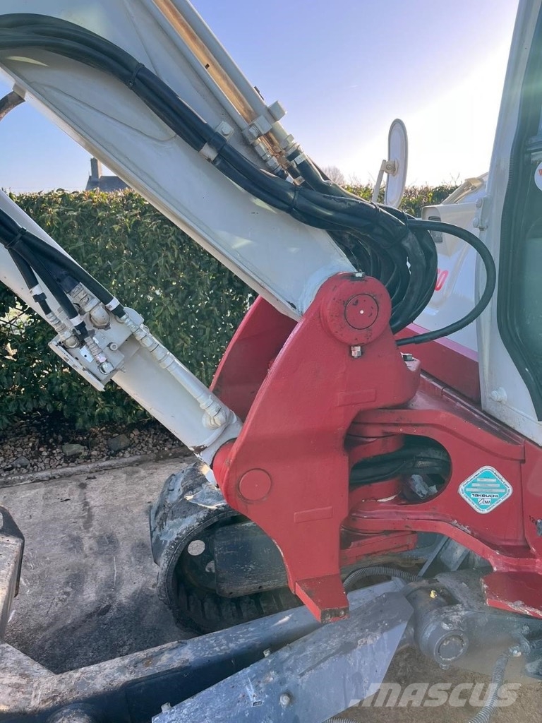 Takeuchi TB 260 Miniescavatori