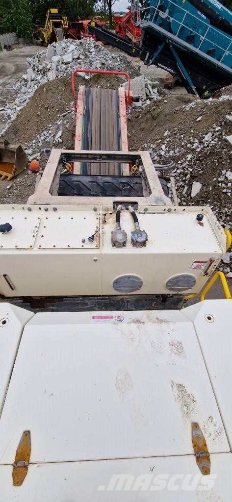 Sandvik QJ 241 Mobile Brecher