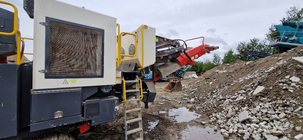 Sandvik QJ 241 Mobile Brecher