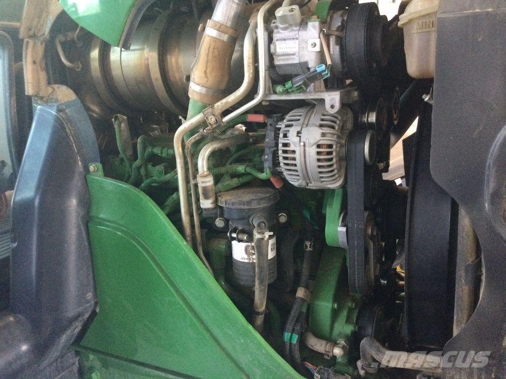 John Deere 6110MC Tractoren