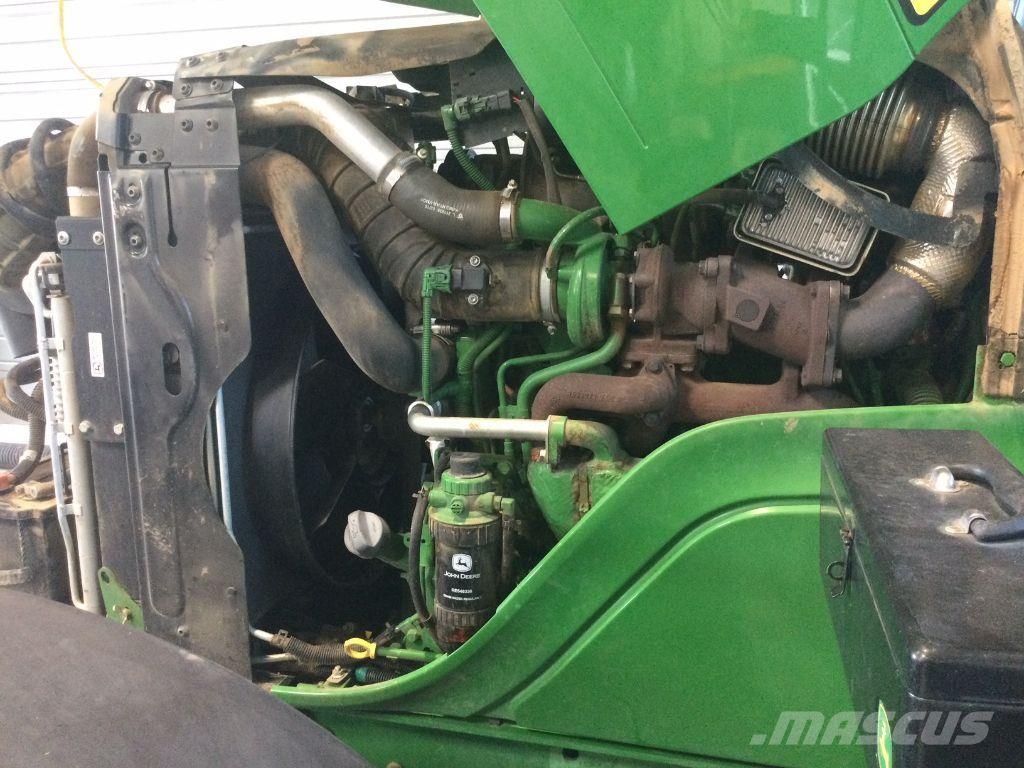 John Deere 6110MC Traktori