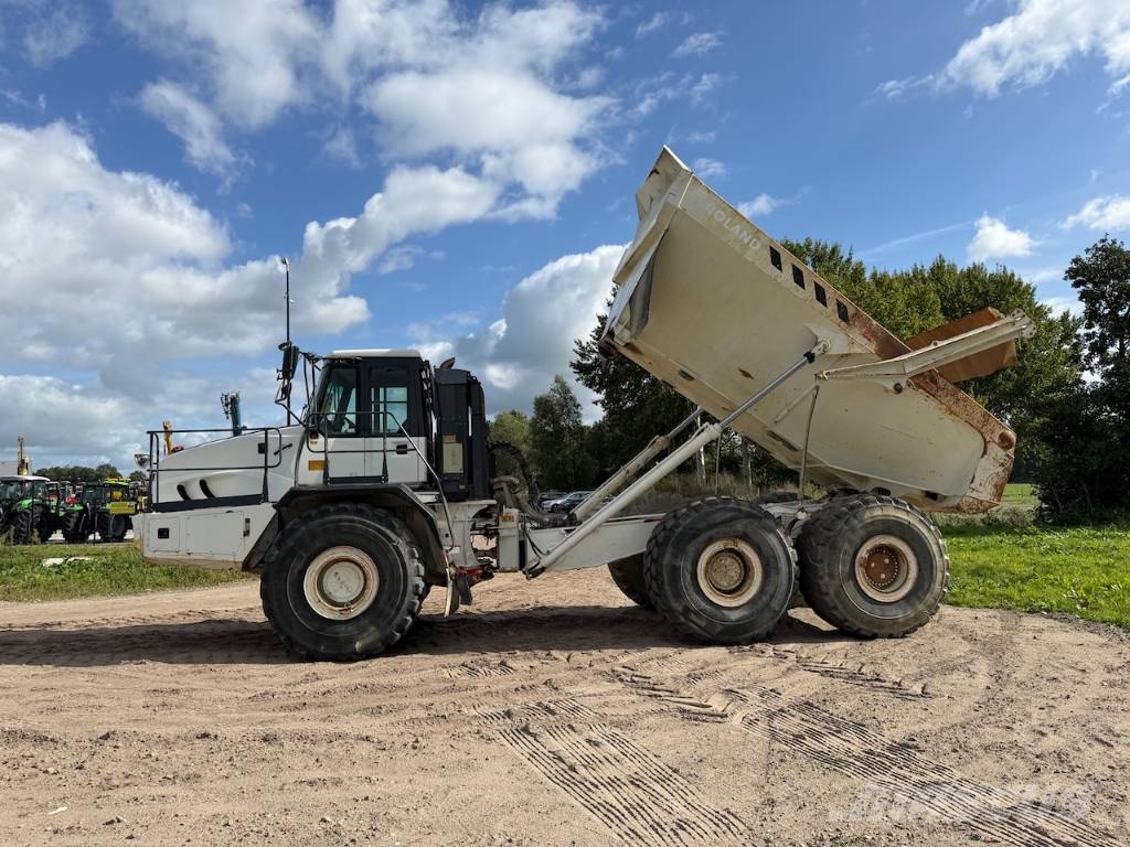 Bell B 40 D 9625 hrs!! 2 units available Dumpperit