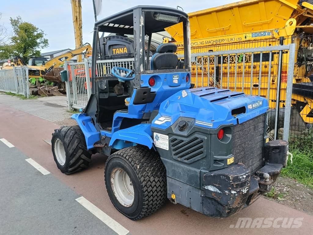 Multione 10.8DT minishovel 2140 kg loader lader Mini pale