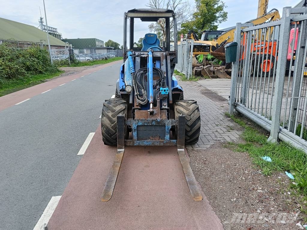Multione 10.8DT minishovel 2140 kg loader lader Mini pale