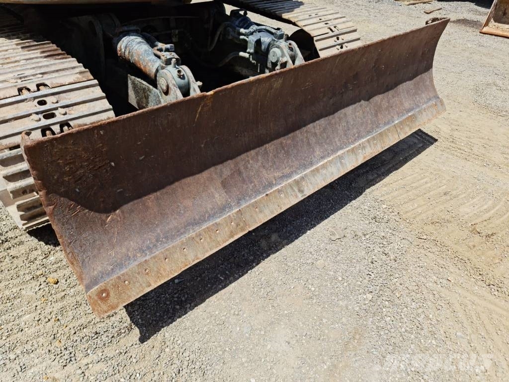Komatsu PC 138-8 Εκσκαφείς με ερπύστριες