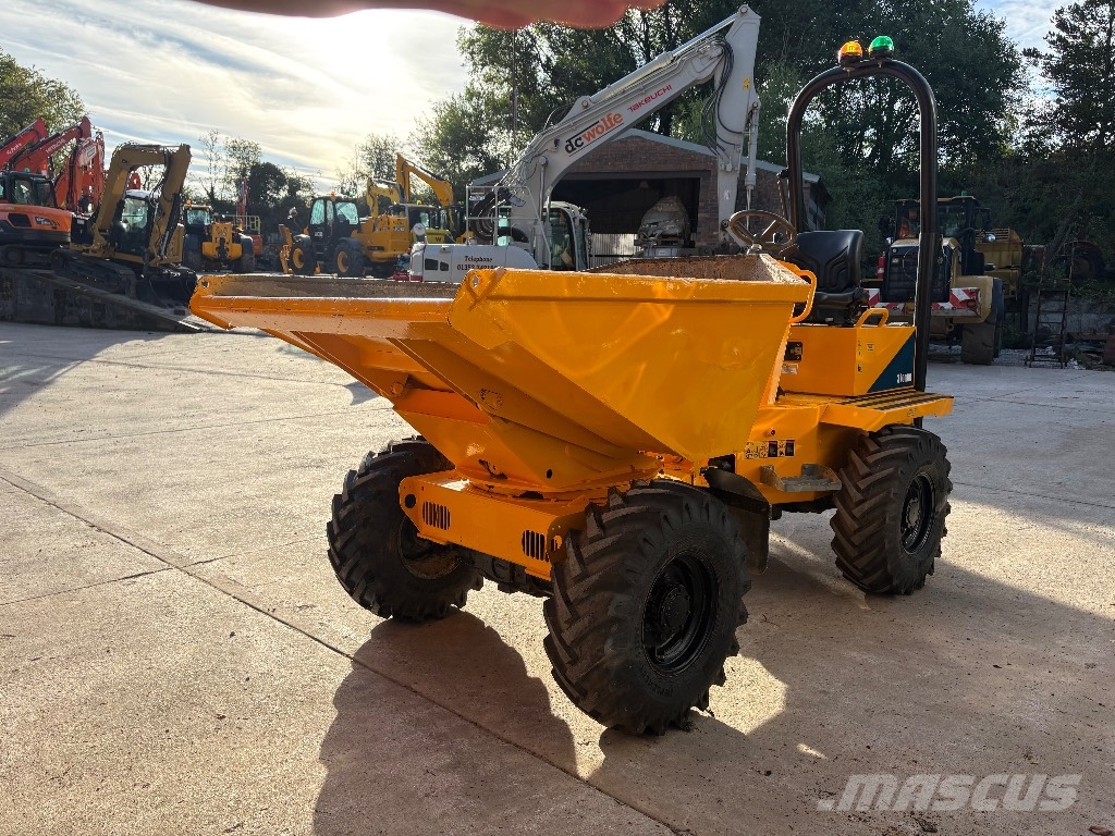 Thwaites 3 tonne Swivel Hydrostatic Dumpers εργοταξίου