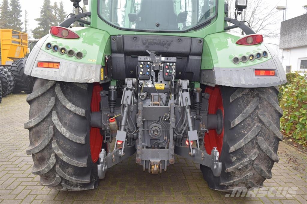Fendt 312 Vario TMS Tracteur