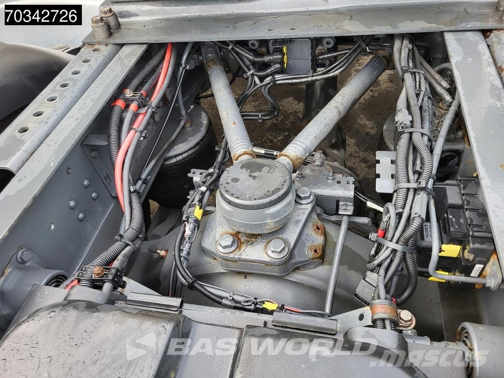 DAF XF 480 XF 4X2 SSC NL-Truck APK 04-2027 2x Tanks AC Tractor Units