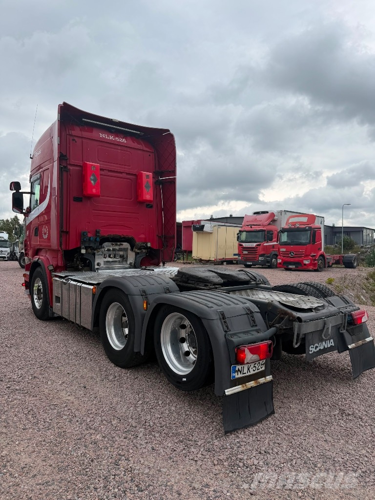 Scania R560LA6x2NB Vilcēji