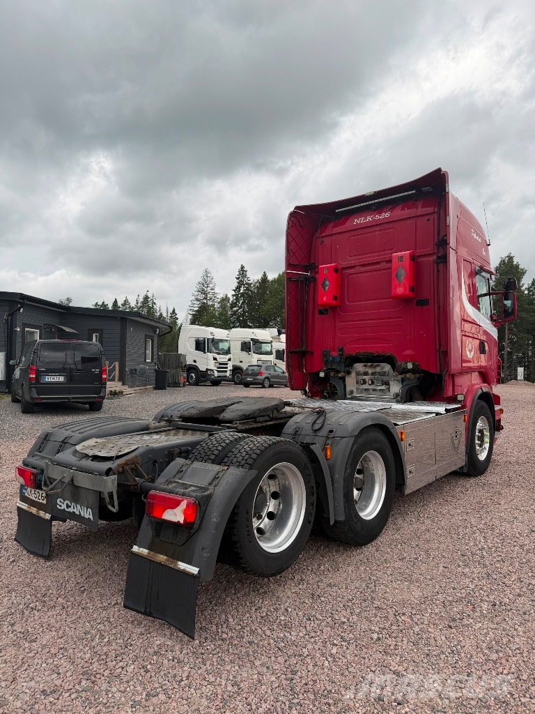 Scania R560LA6x2NB Vilcēji