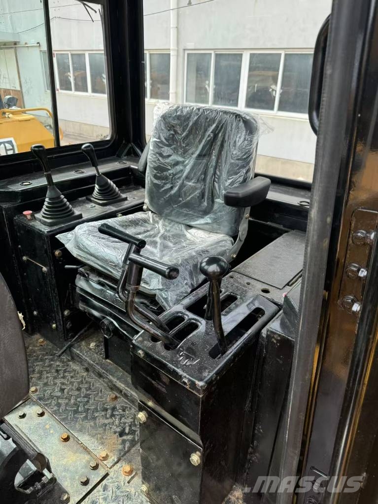 CAT D 7 G Buldožeri guseničari