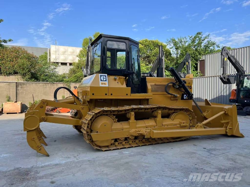 CAT D 7 G Buldožeri guseničari