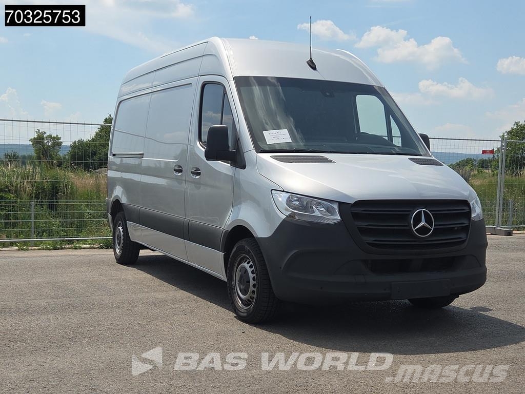 Mercedes-Benz Sprinter 215 CDI Automatik 150PS L2H2 Klima Kamera Furgonetas cerradas