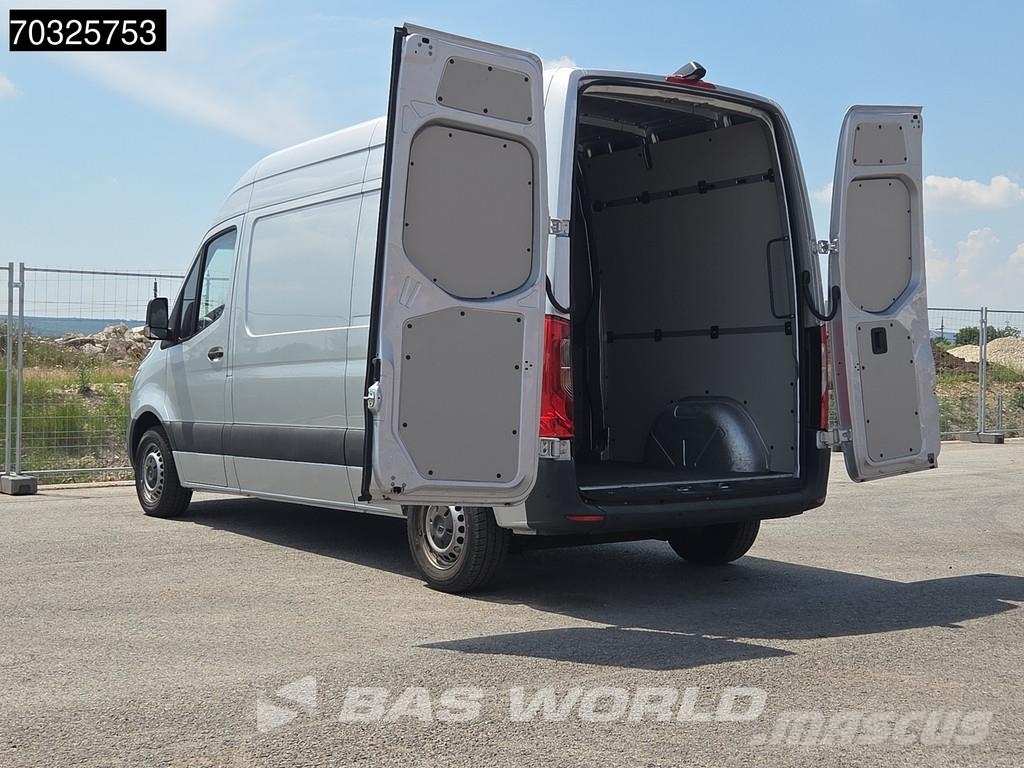 Mercedes-Benz Sprinter 215 CDI Automatik 150PS L2H2 Klima Kamera Furgonetas cerradas