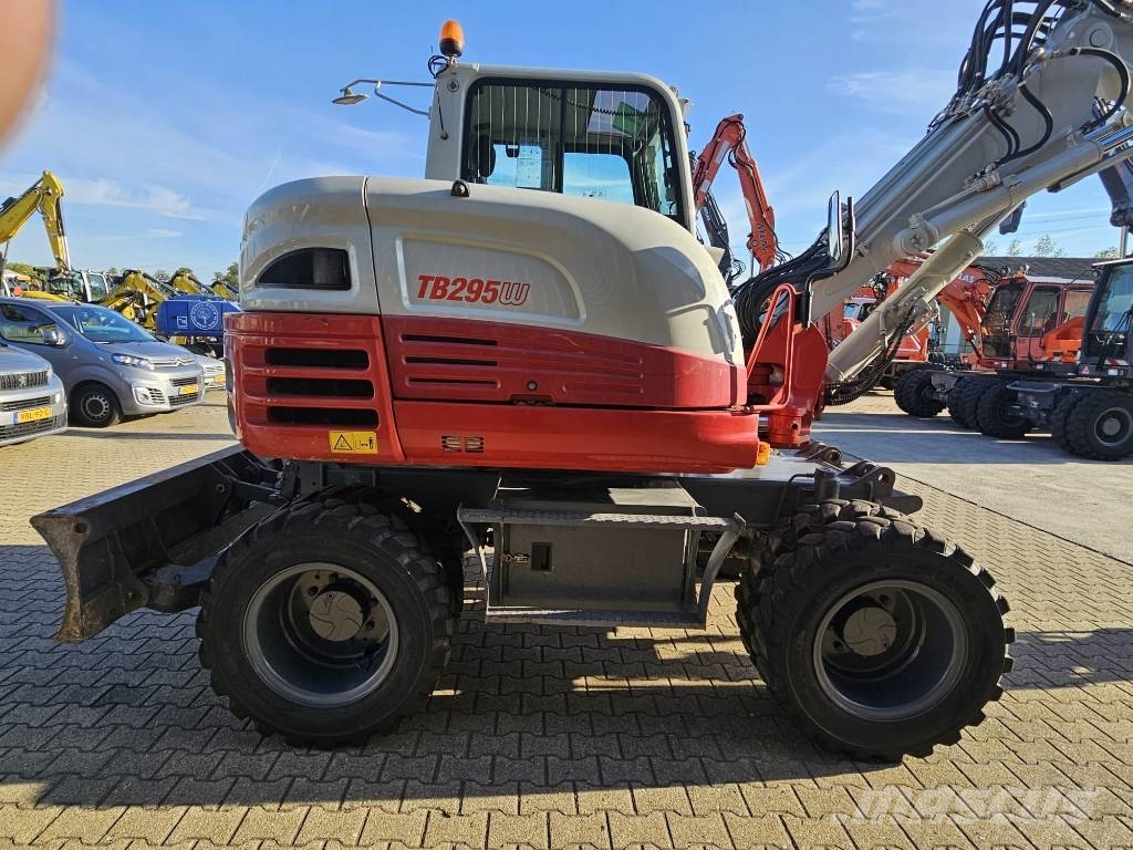 Takeuchi TB 295 W -Tiltrotator Steelwrist X12 Колесни екскаватори