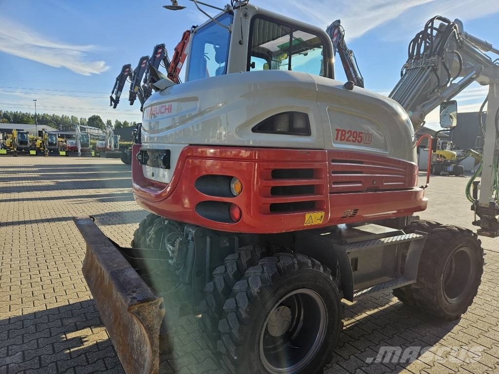 Takeuchi TB 295 W -Tiltrotator Steelwrist X12 Колесни екскаватори