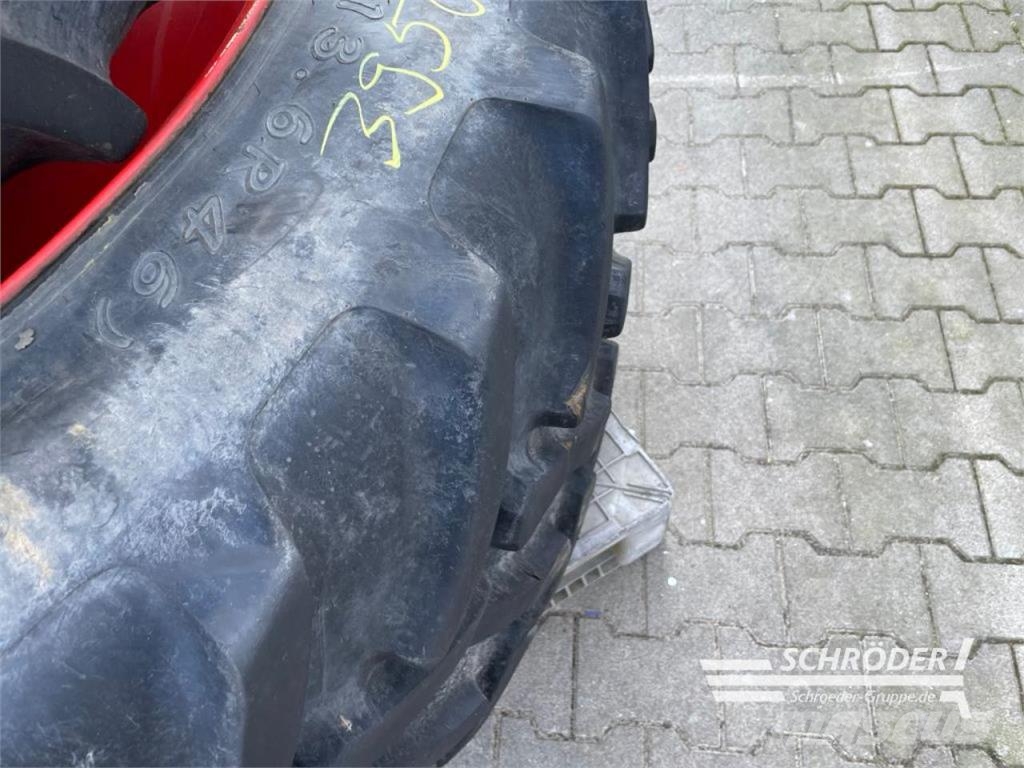 CLAAS PFLEGERÄDER 320/9 R32 + 340/85 R46 Topeltrattad