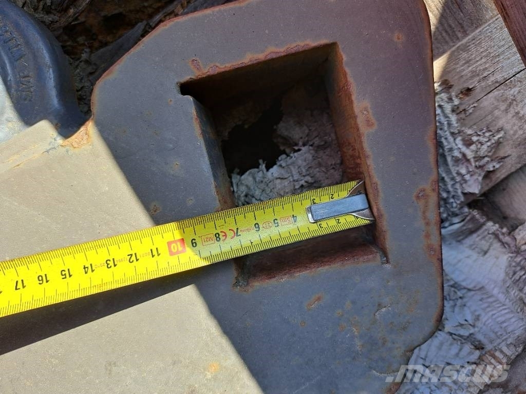 Pladdet Bucket SG840NX2100, Quickcoupler SMP100 Skuffer