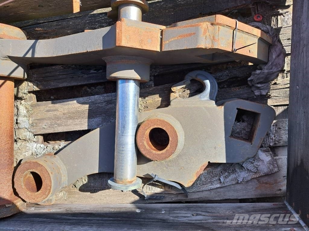 Pladdet Bucket SG840NX2100, Quickcoupler SMP100 Skuffer