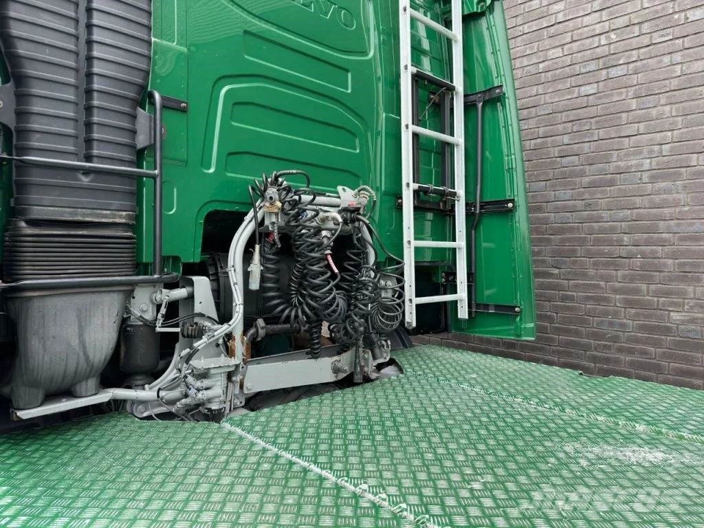 Volvo FH 500 6X4 TREKKER/TRACTOR/SZM EURO 6 HYDRAULIC Tractor Units
