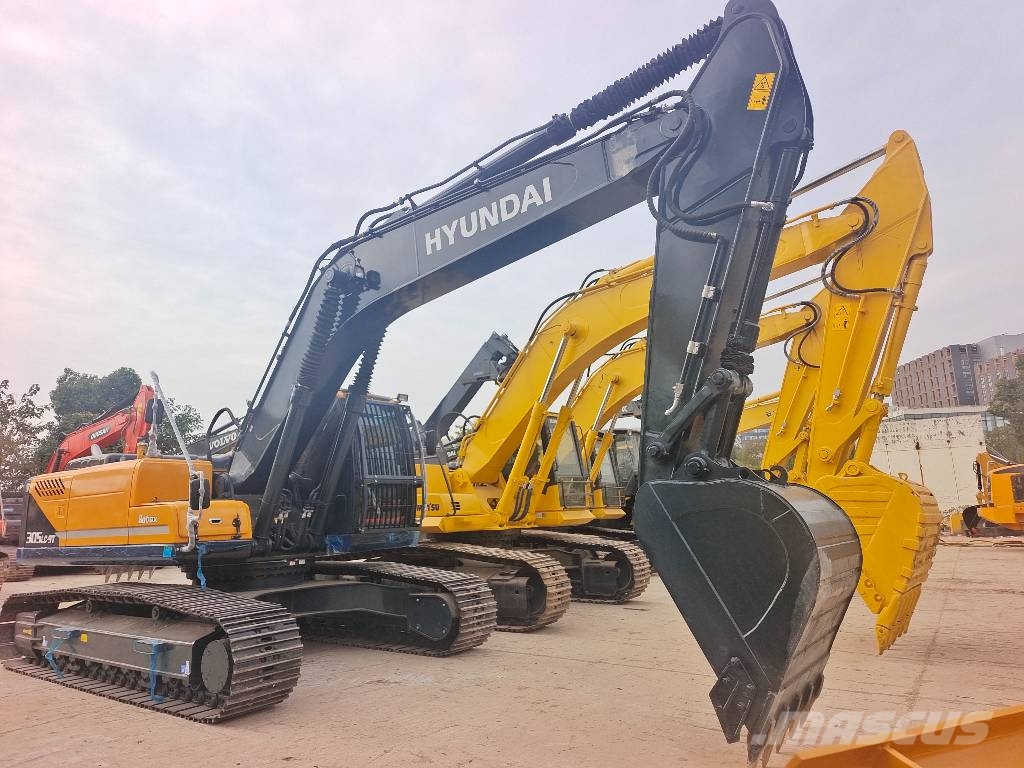 Hyundai 305LC-9T 3000 units excavators in stock Εκσκαφείς με ερπύστριες