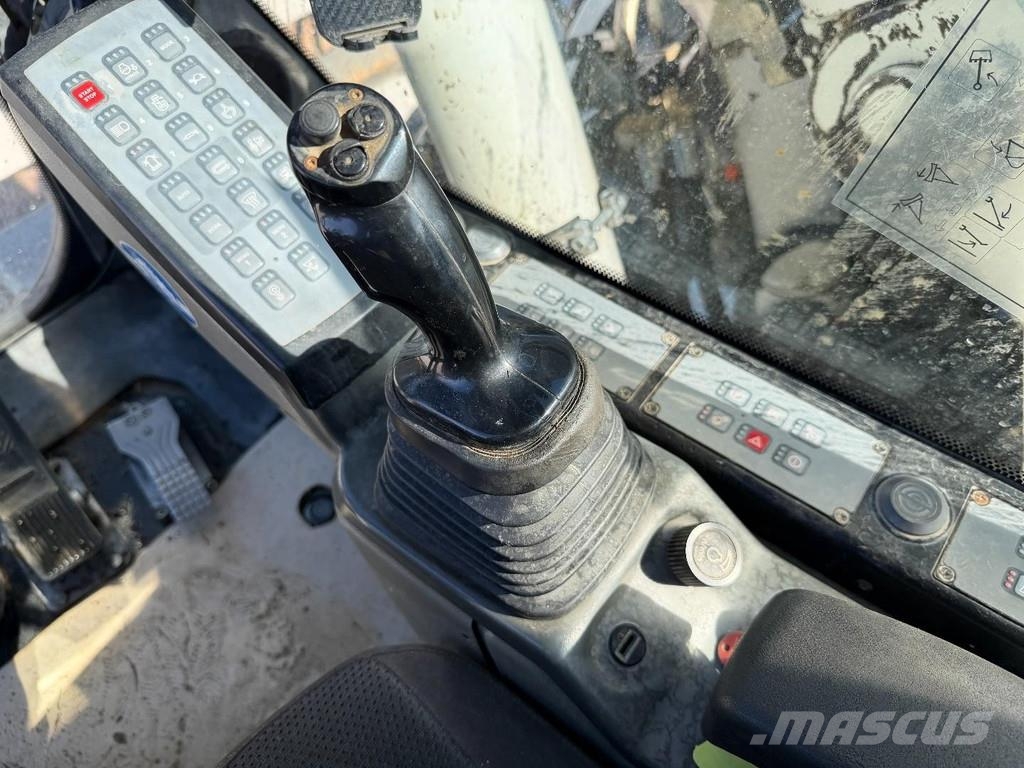 Liebherr A914 Compact Outriggers // Quick Coupler // 5x att Wheeled excavators