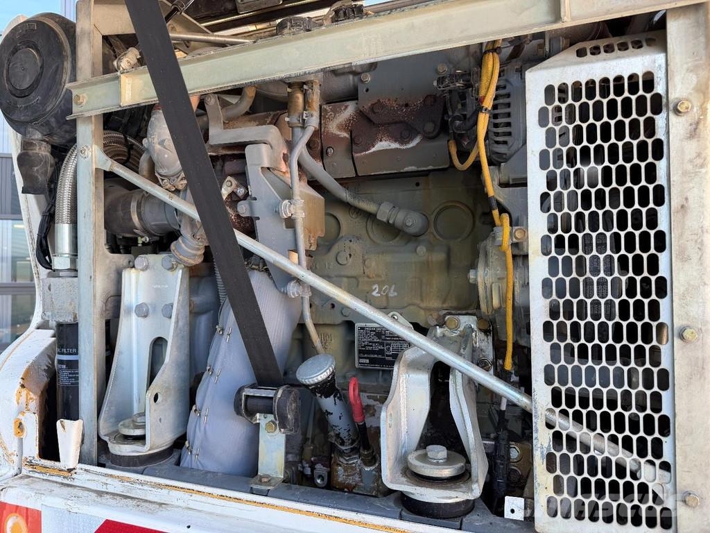 Liebherr A914 Compact Outriggers // Quick Coupler // 5x att Εκσκαφείς με τροχούς - λάστιχα