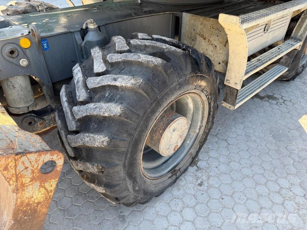 Liebherr A914 Compact Outriggers // Quick Coupler // 5x att Εκσκαφείς με τροχούς - λάστιχα