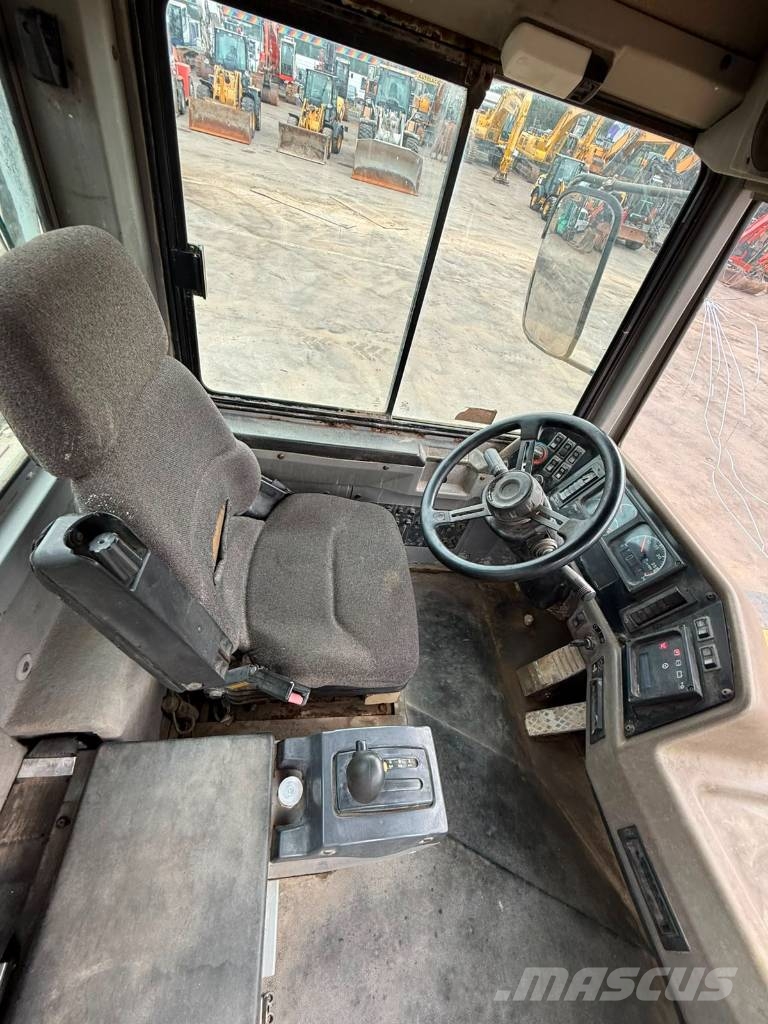 CAT D 250 E II //BJ. 1999/12000H/6x6/ TOP Zustand Articulated Dump Trucks (ADTs)