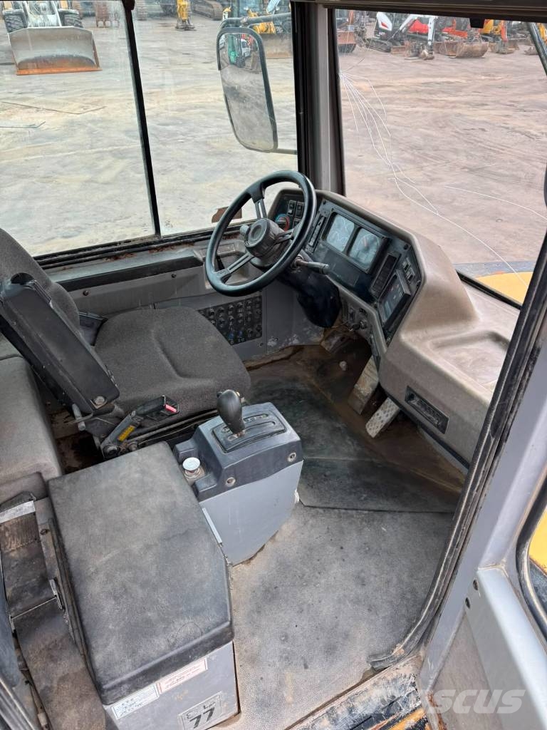 CAT D 250 E II //BJ. 1999/12000H/6x6/ TOP Zustand Articulated Dump Trucks (ADTs)